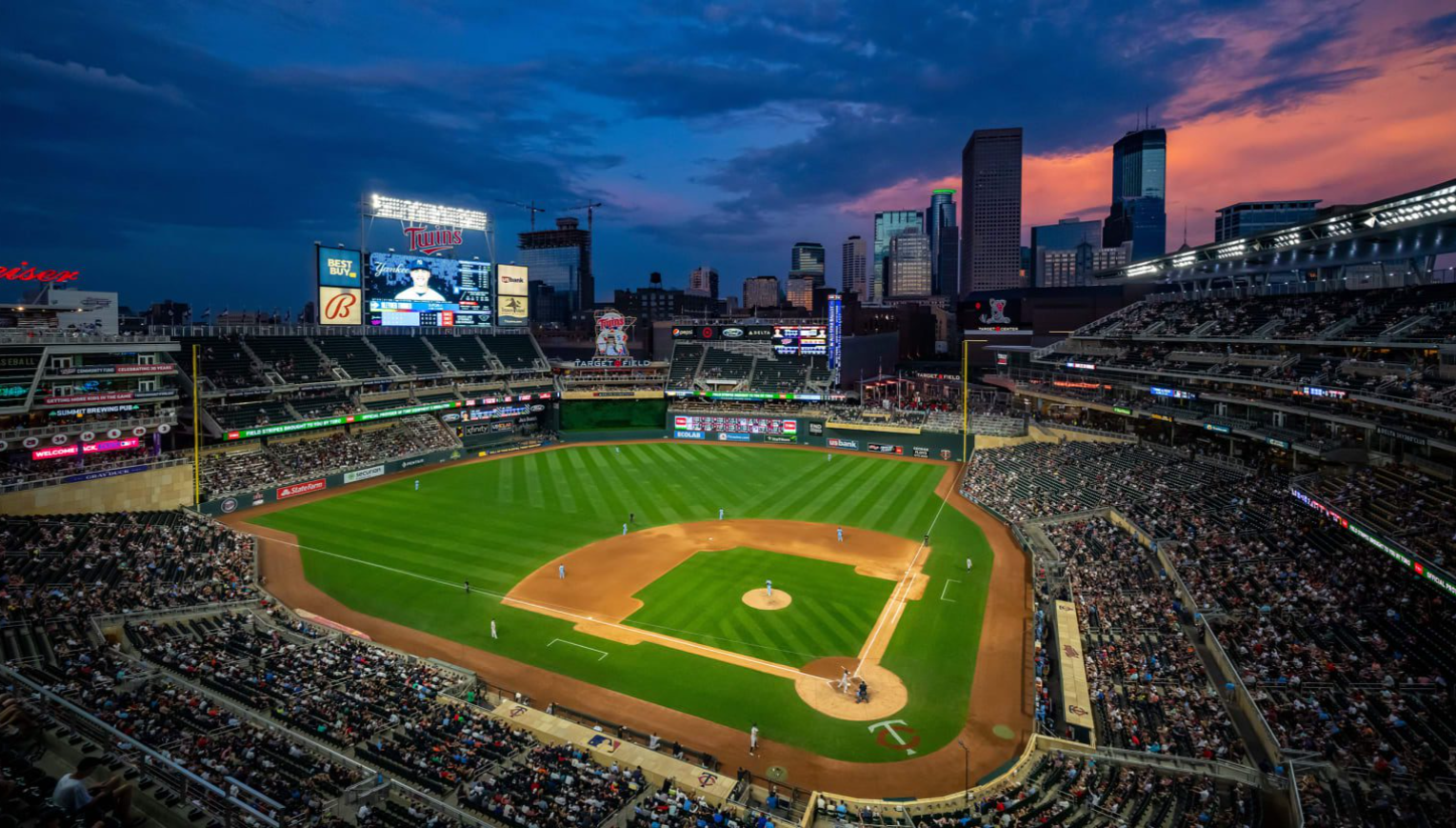 Target Field Seating Chart